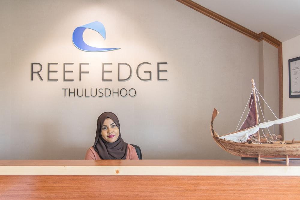 Reef Edge Thulusdhoo - Reception