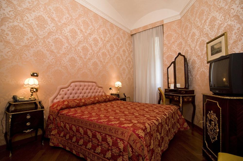 Turner Hotel Rome - Room
