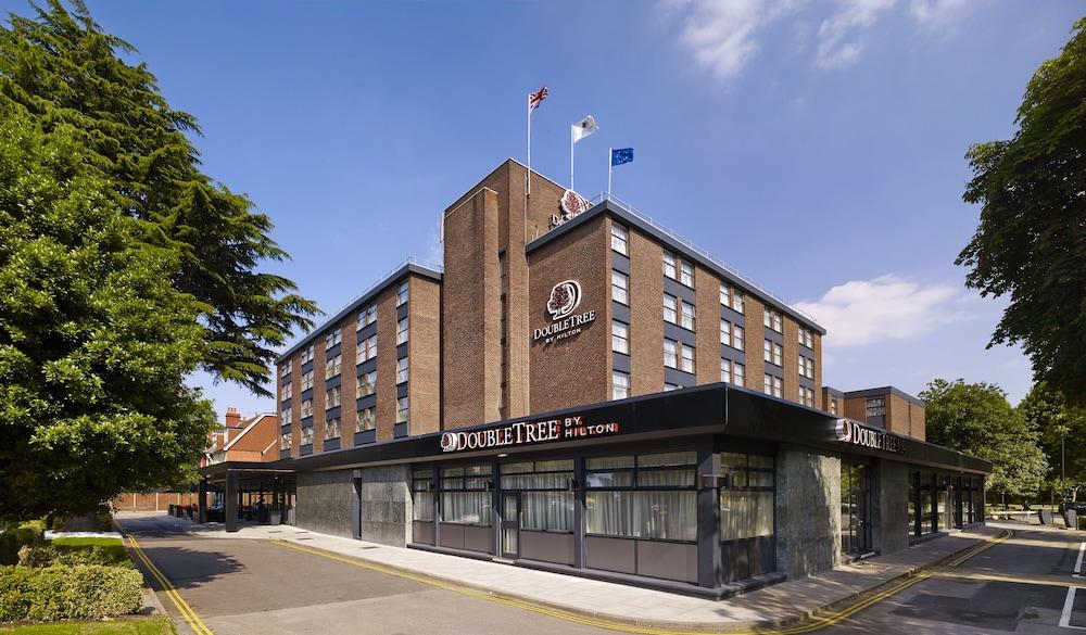 DoubleTree by Hilton London - Ealing Hotel - Exterior