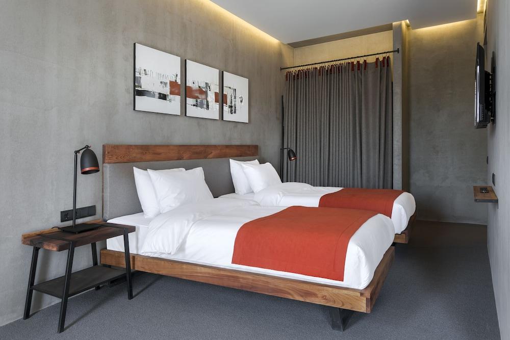 Iota Hotel Tbilisi - Room