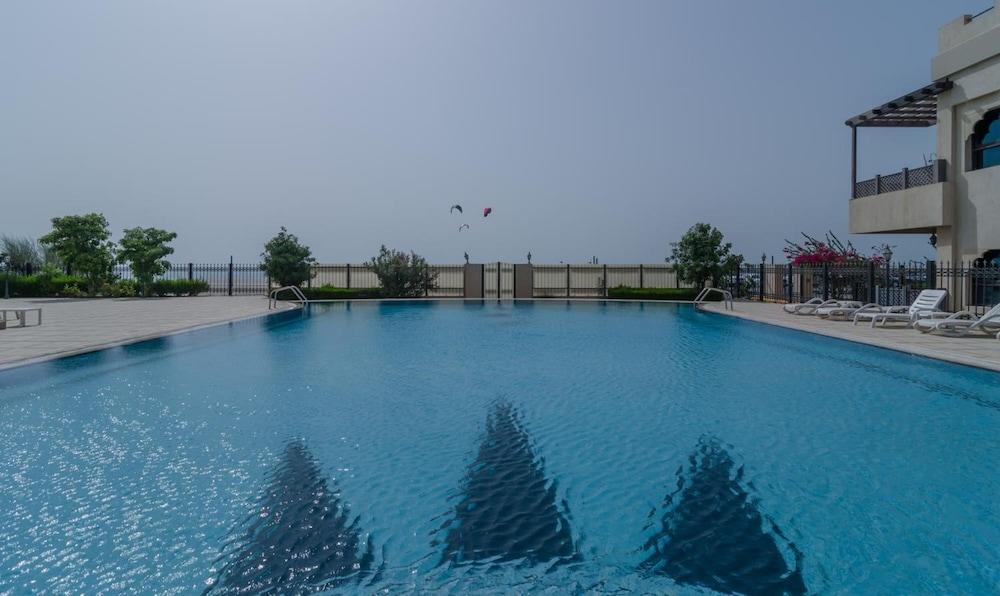 Roda Beach Resort - Pool
