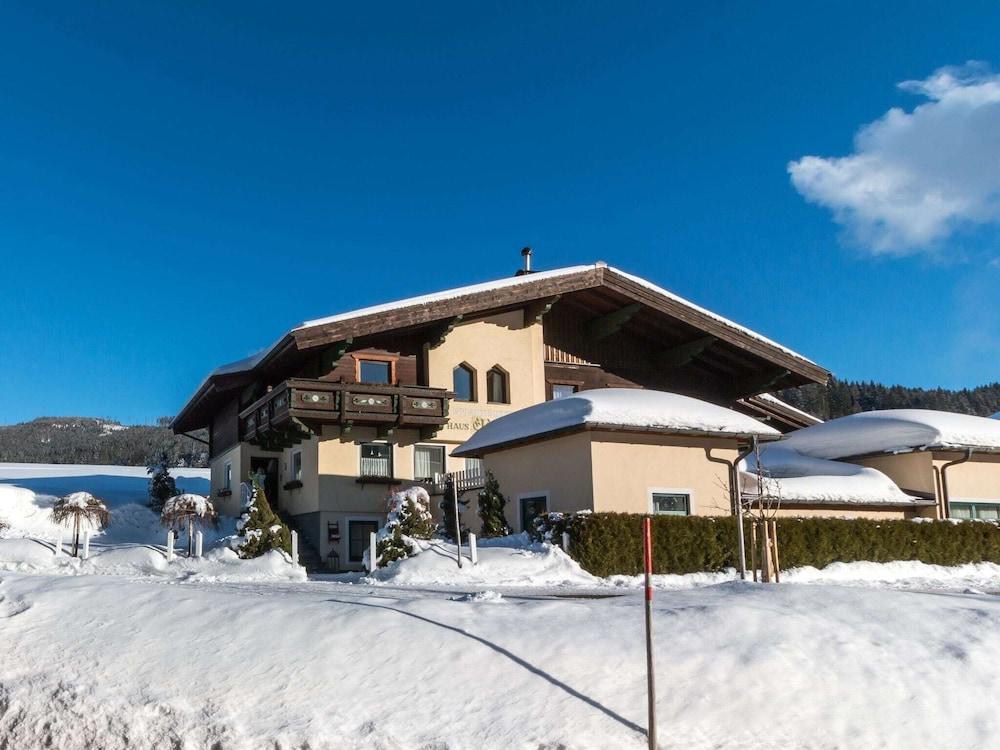Gorgeous Mansion in Filzmoos Near Ski Area - Exterior