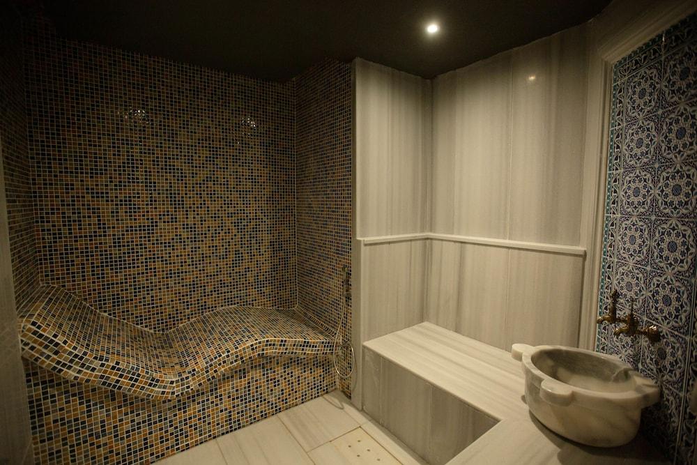 2 دي في آي بي سويت آند سبا - Turkish Bath
