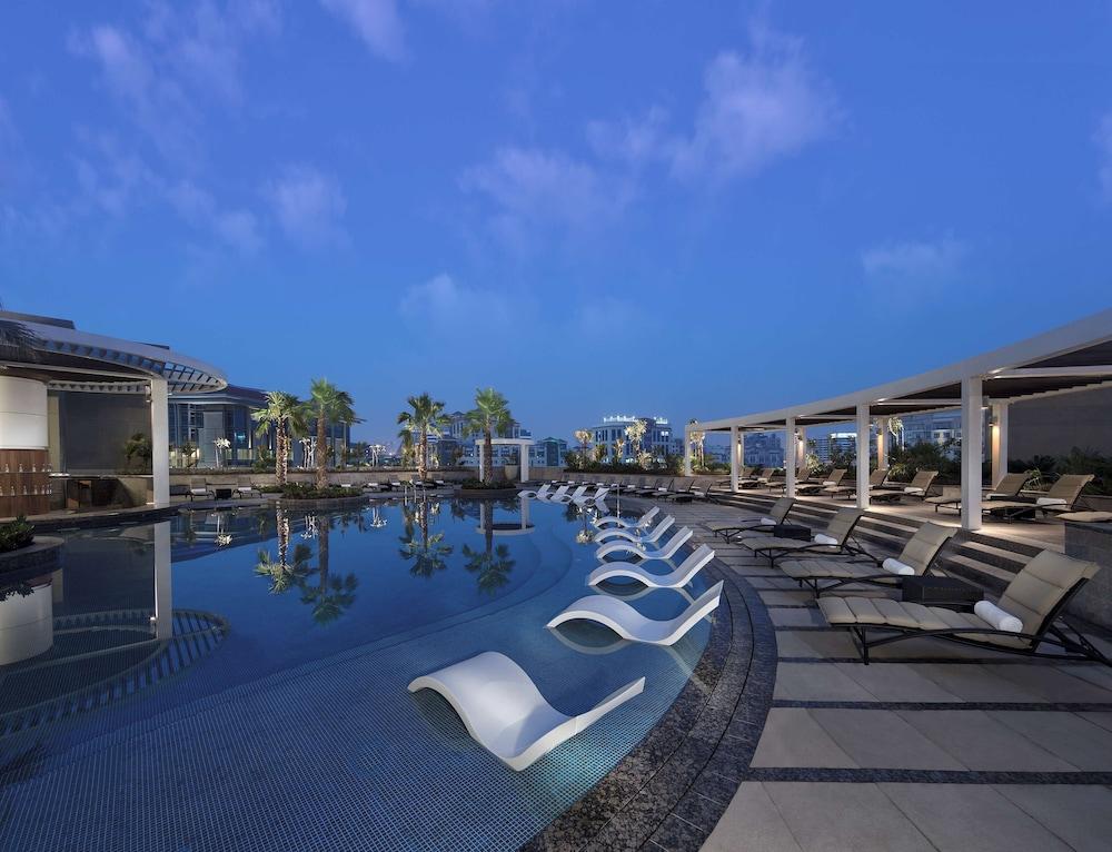 Hyatt Regency Dubai Creek Heights - Pool