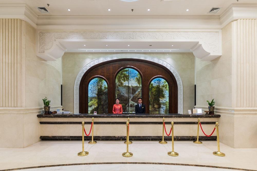 Longqi Jianguo Hotel - Reception