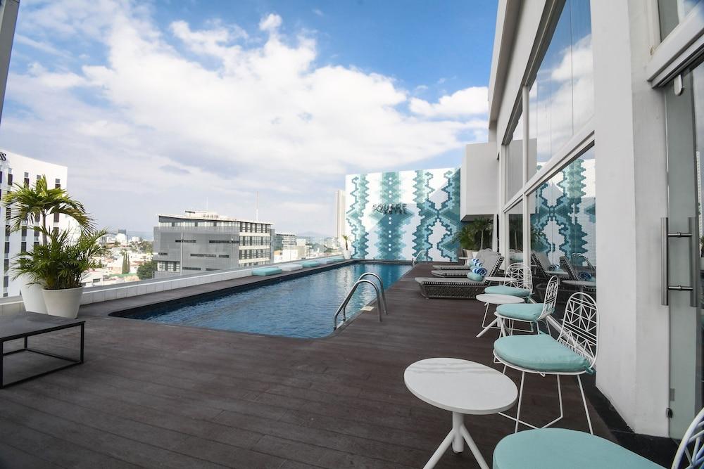 Square Small Luxury Hotel - Providencia - Rooftop Pool