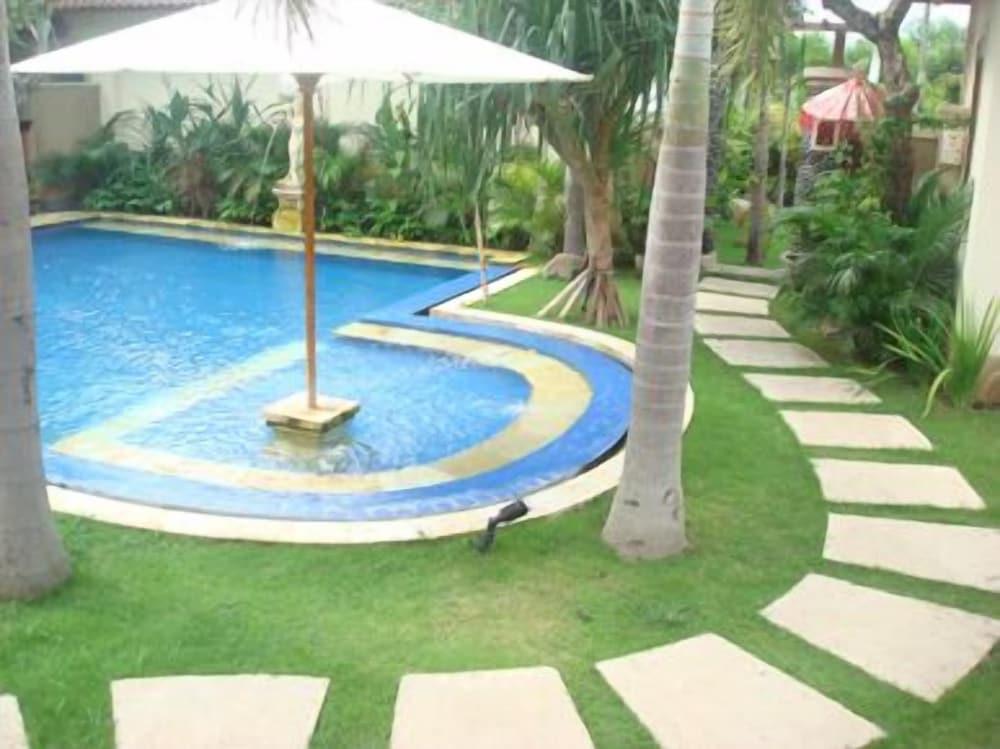 باتسو بالي - Outdoor Pool