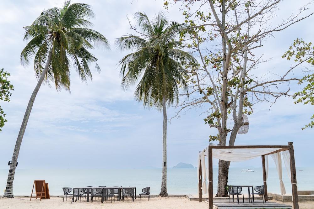 Royal Yao Yai Island Beach Resort -sha Extra Plus+ - Beach