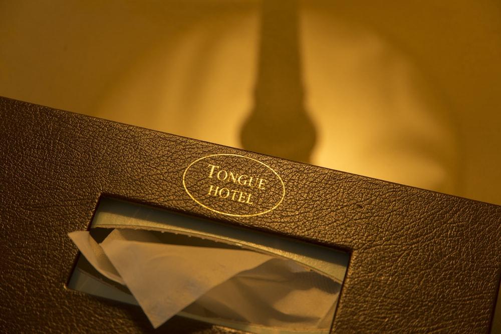 The Tongue Hotel - Room