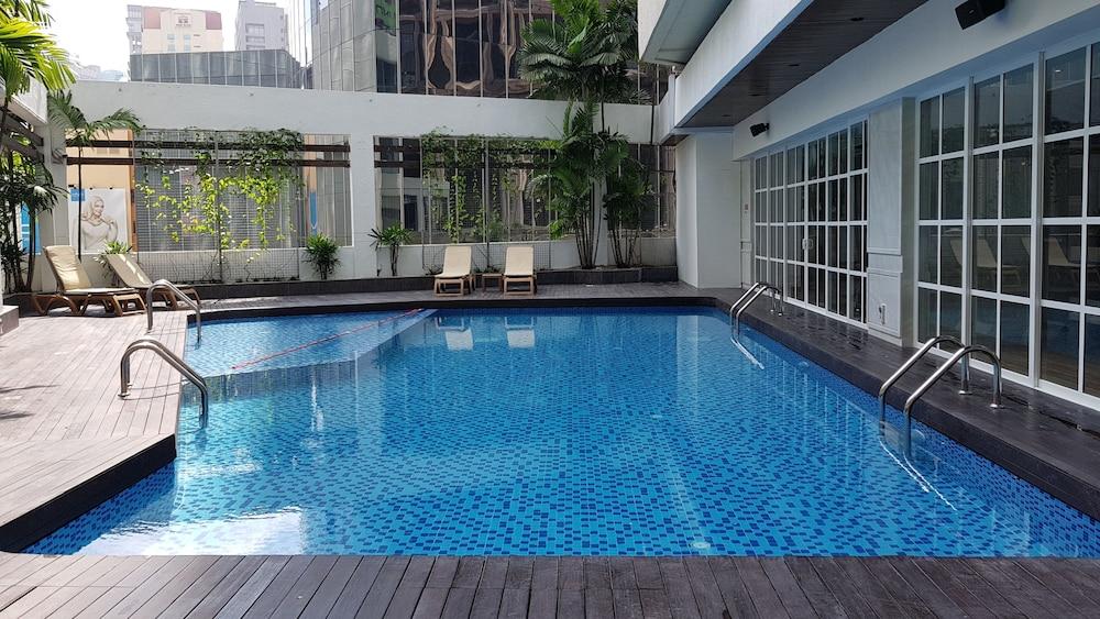 Melia Kuala Lumpur - Outdoor Pool