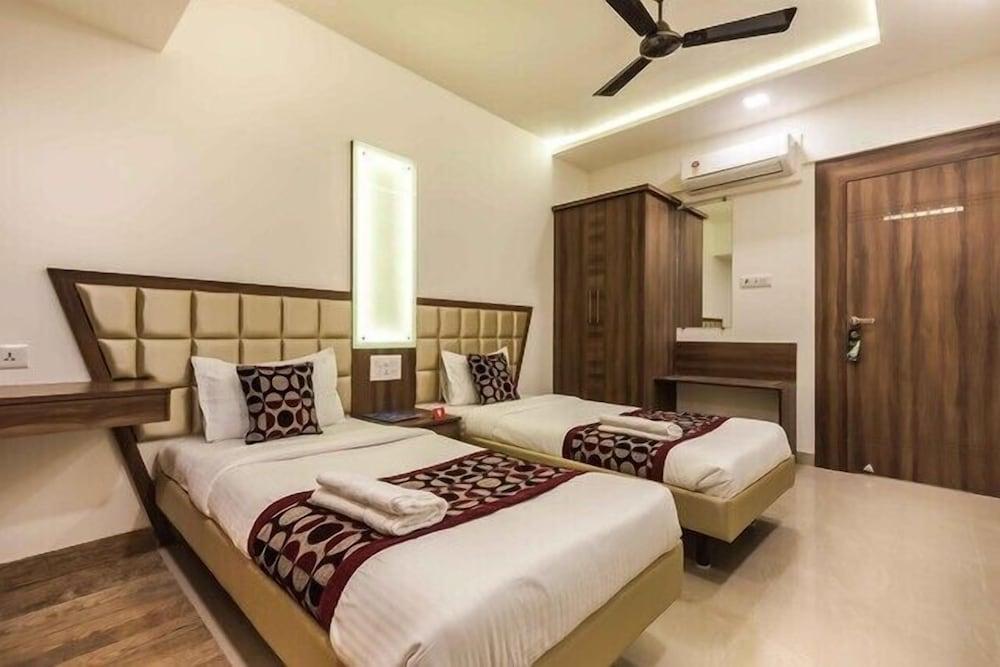 Krishna Avtar Services Apartment - Room