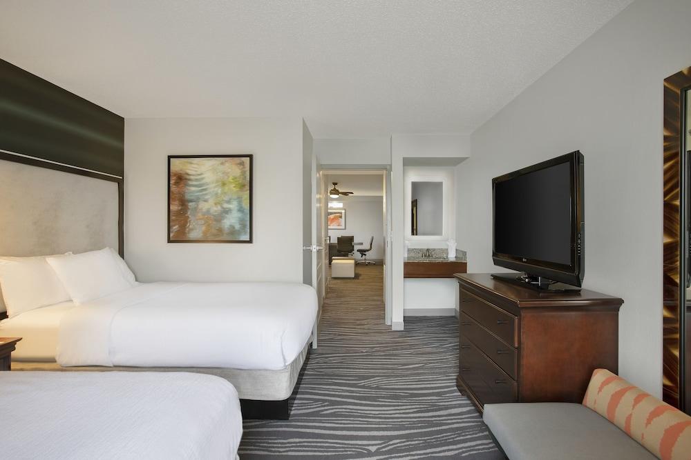 Embassy Suites by Hilton Orlando Airport - Room