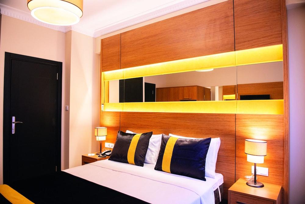 Karamans Sirkeci Suites Hotel - Room