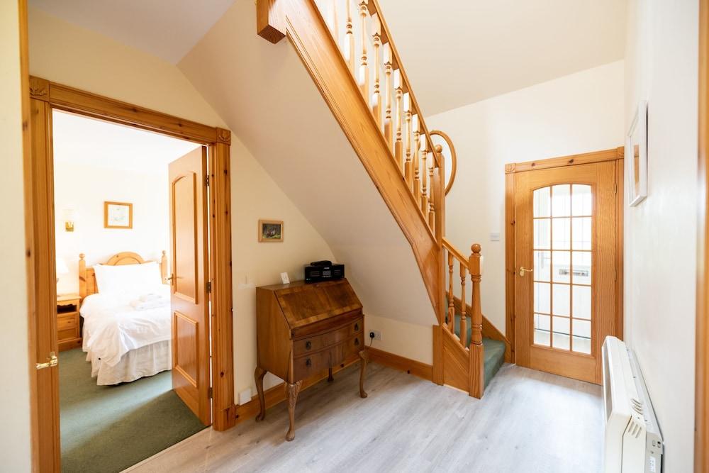 Capercaillie Cottage - Room