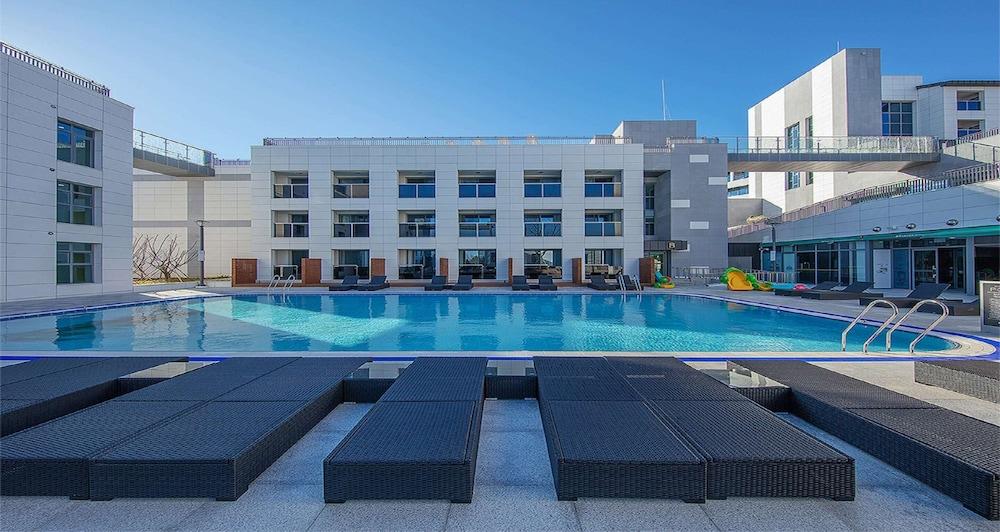 Best Western Plus Gyeongju Hotel - Outdoor Pool