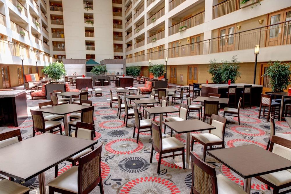 Embassy Suites by Hilton Chicago O'Hare Rosemont - Reception