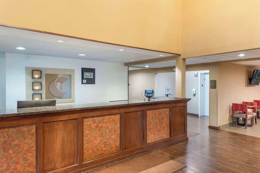 Comfort Inn & Suites Black River Falls I-94 - Lobby