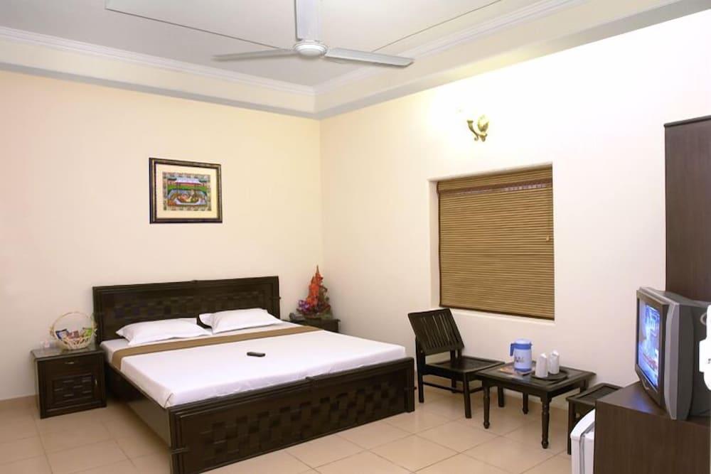 Hotel Taj Homestay - Room
