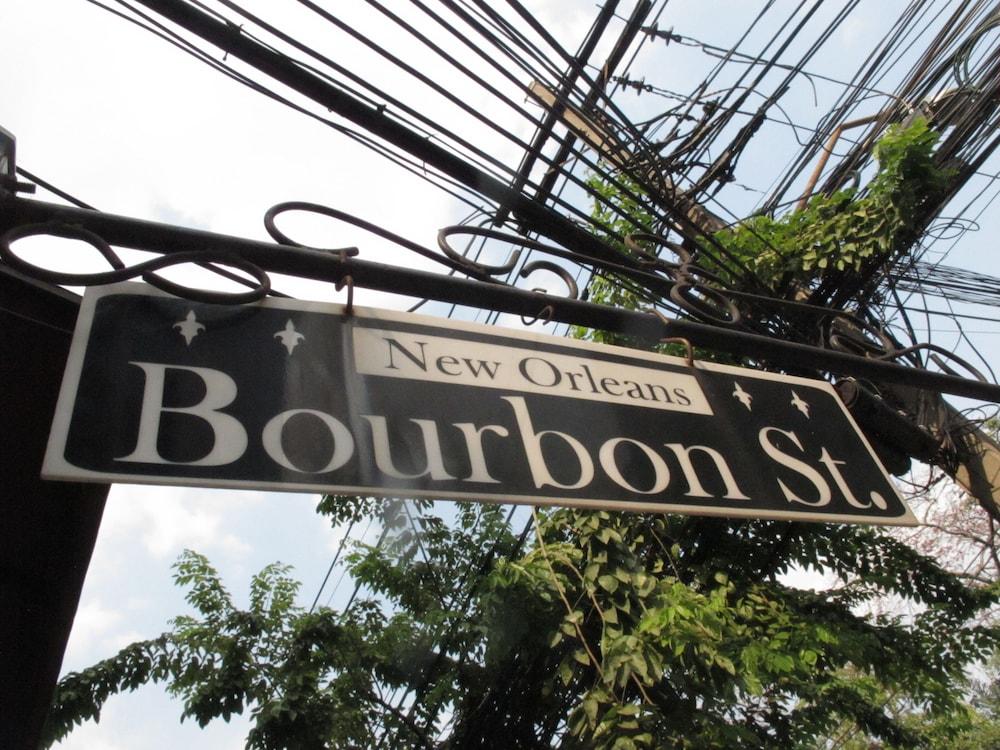 Bourbon St Boutique Hotel - Featured Image