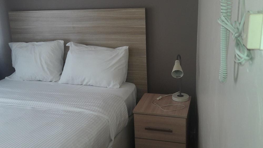 Hotel Liva Suite - Room