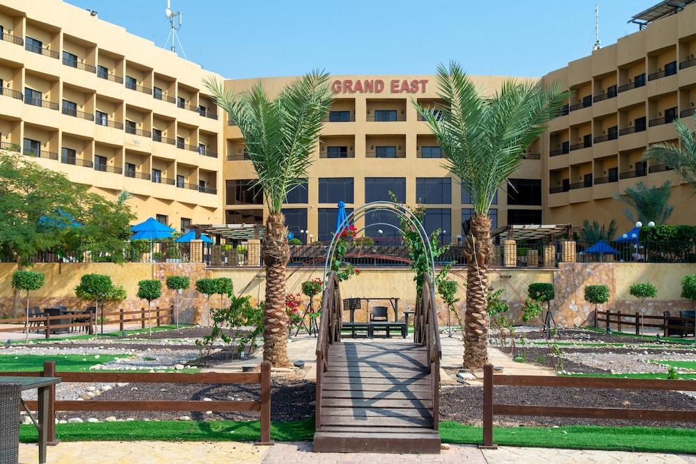 Grand East Hotel - Resort & Spa Dead Sea - Exterior