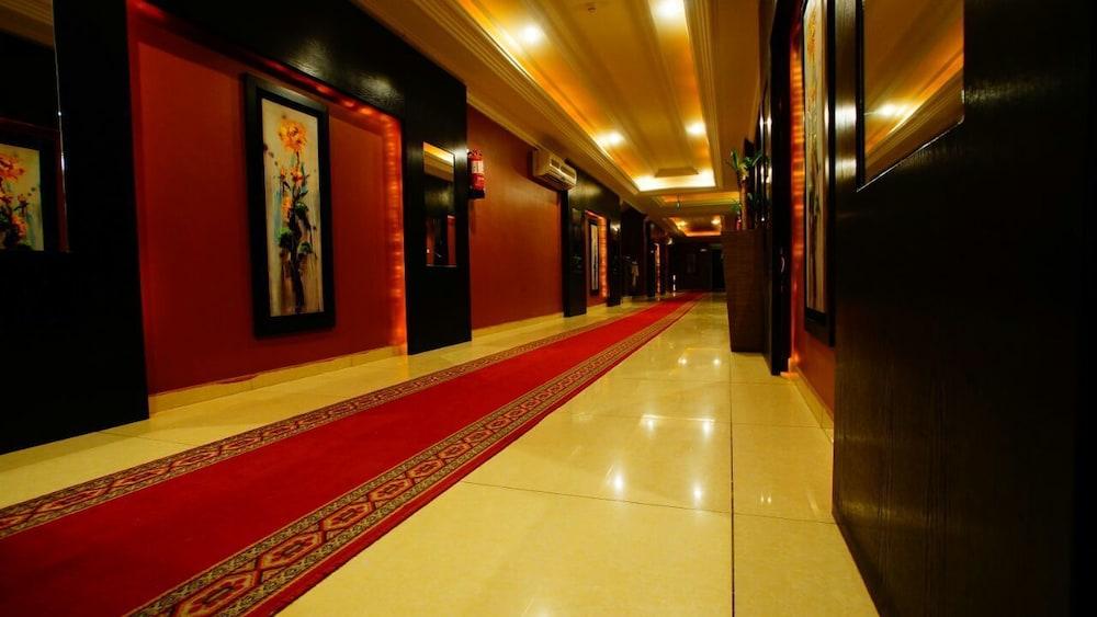 Sama Al Qasr Al Muhammadiah - Hallway