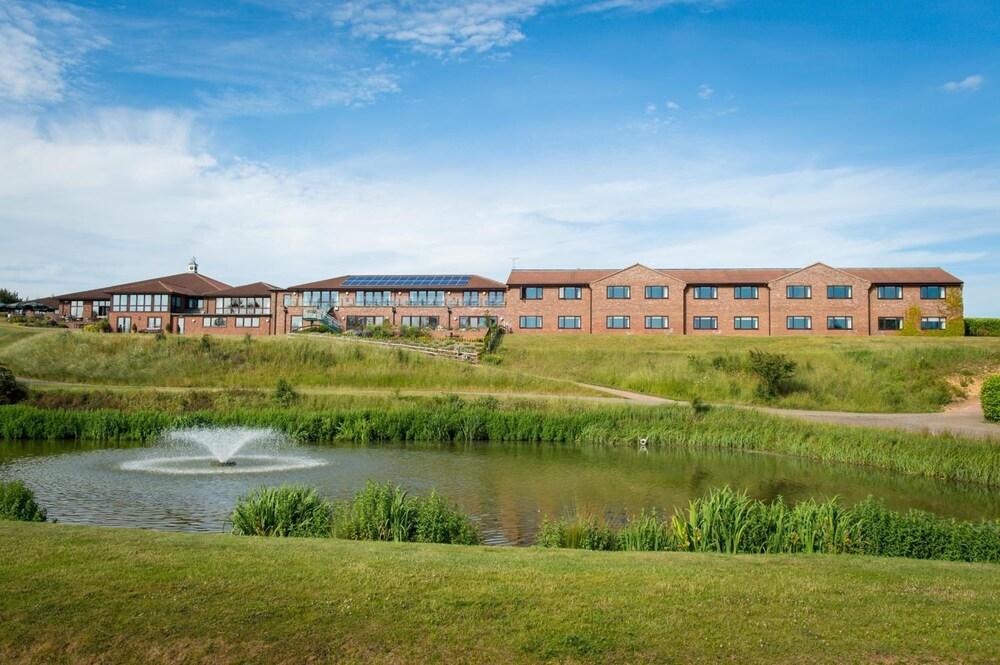 Greetham Valley Hotel - Property Grounds