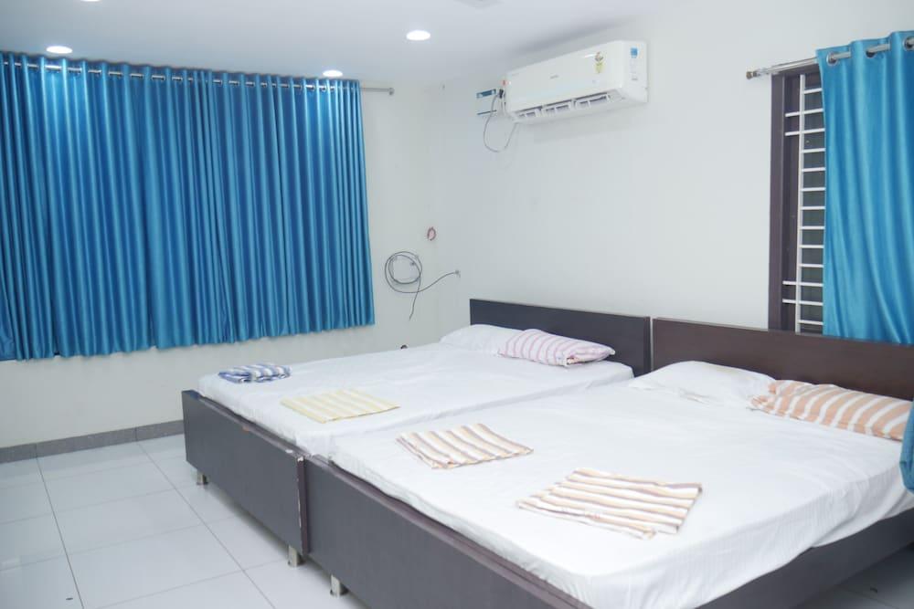Kubera Service Apartments - Room