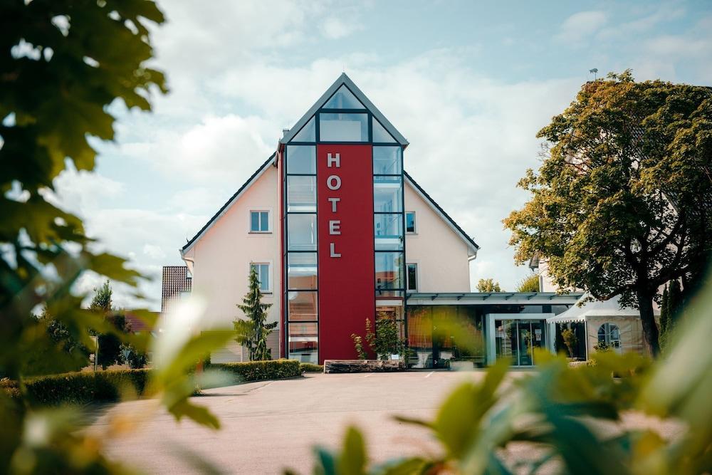 Hotel Ochsen - Featured Image