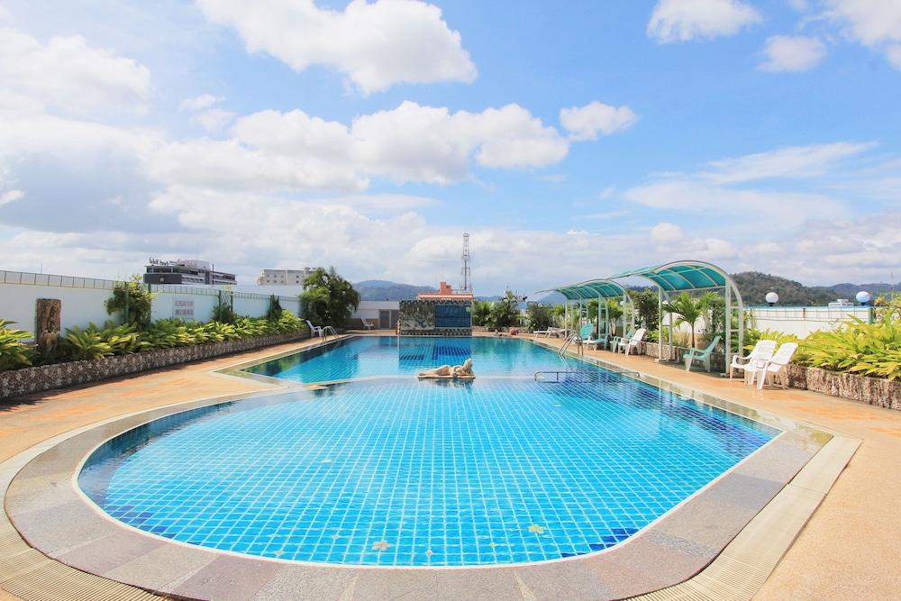 Royal Phuket City Hotel - Rooftop Pool