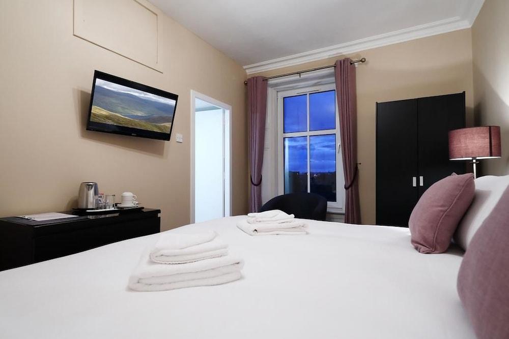 The Station Hotel - Room