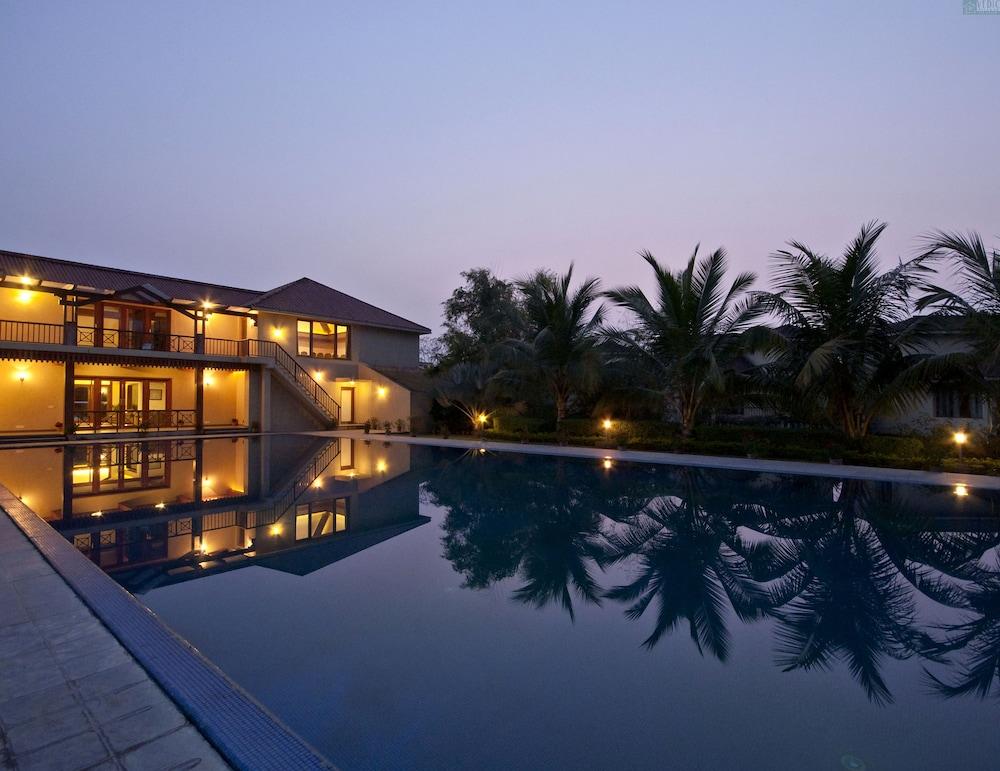 Vedic Village Spa Resort - Outdoor Pool