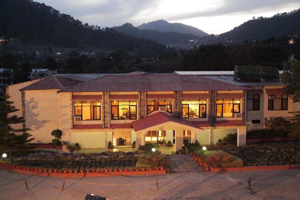 Country Inn, Bhimtal - Featured Image