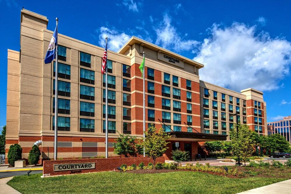 Courtyard by Marriott Dulles Airport Herndon - Exterior
