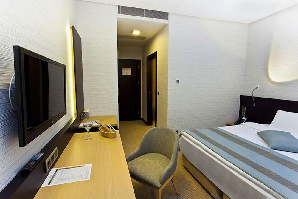 Bayramoglu Resort Hotel - Room