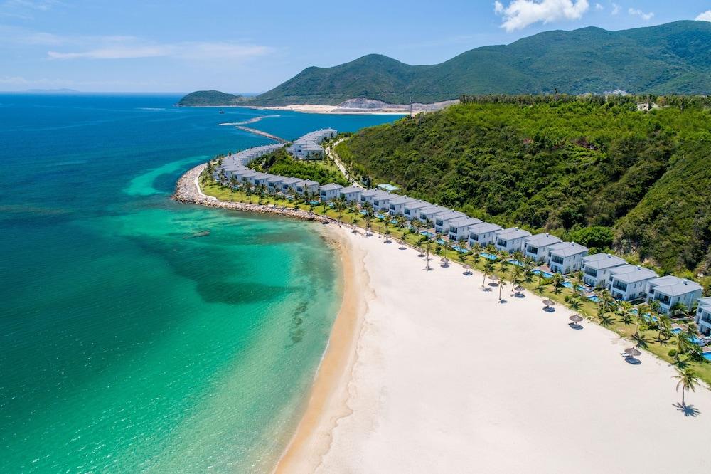 Vinpearl Resort Nha Trang - Featured Image