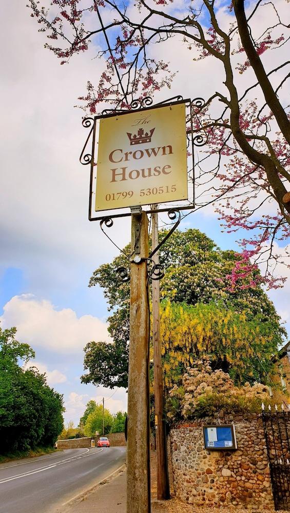 Crown House Hotel - Featured Image
