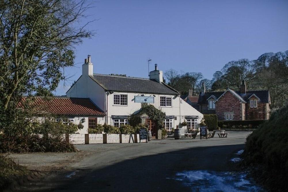 The Carpenters Arms - Featured Image