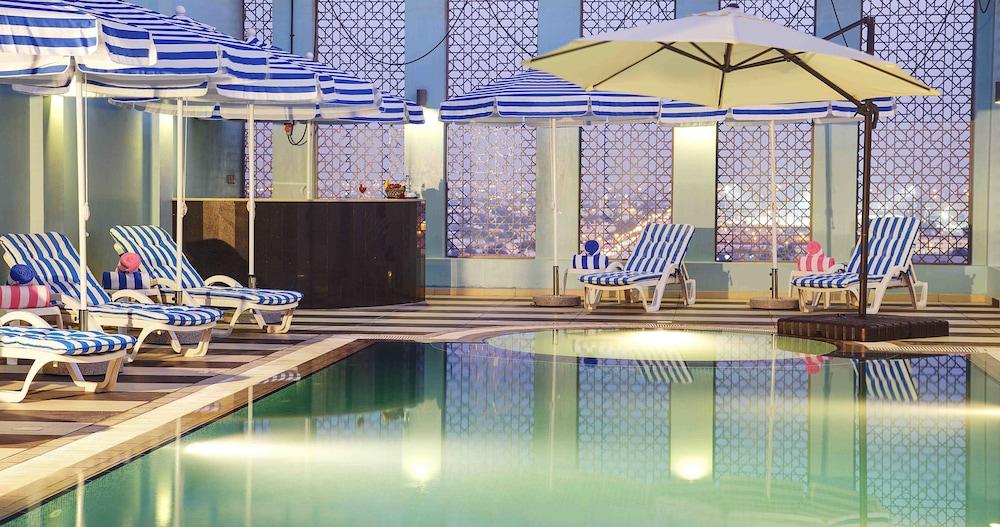 Rayan Hotel Sharjah - Outdoor Pool