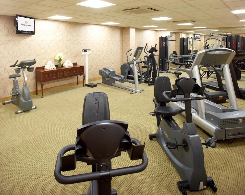 Clinton Inn Hotel & Event Center - Fitness Facility