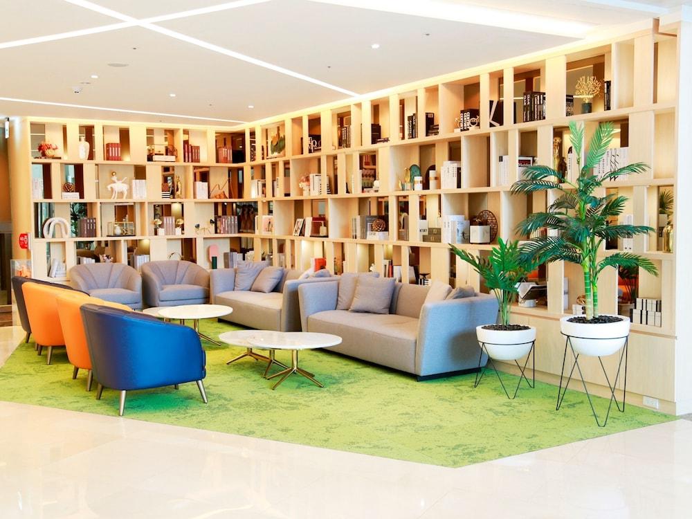 Windsor Hotel Taichung - Lobby Sitting Area