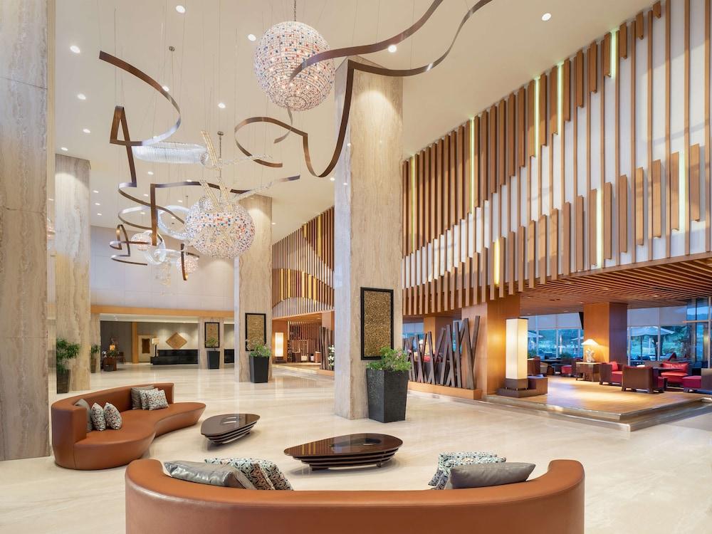 Radisson Golf & Convention Center Batam - Lobby