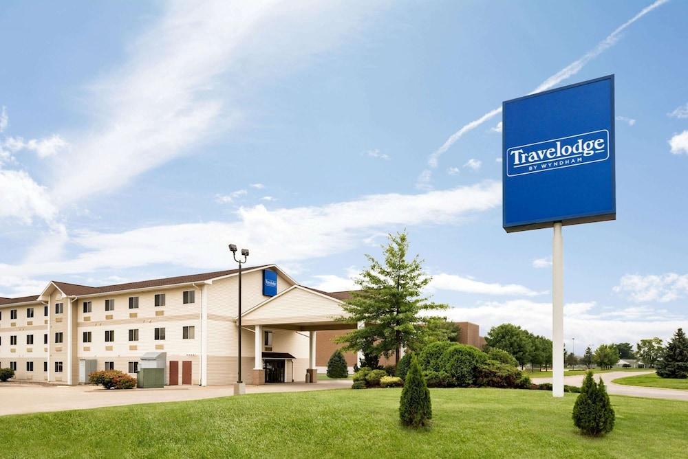 Travelodge by Wyndham Clinton Valley West Court - Featured Image