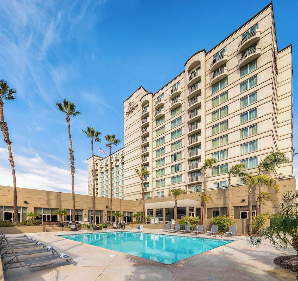 DoubleTree by Hilton Hotel San Diego - Mission Valley - Featured Image