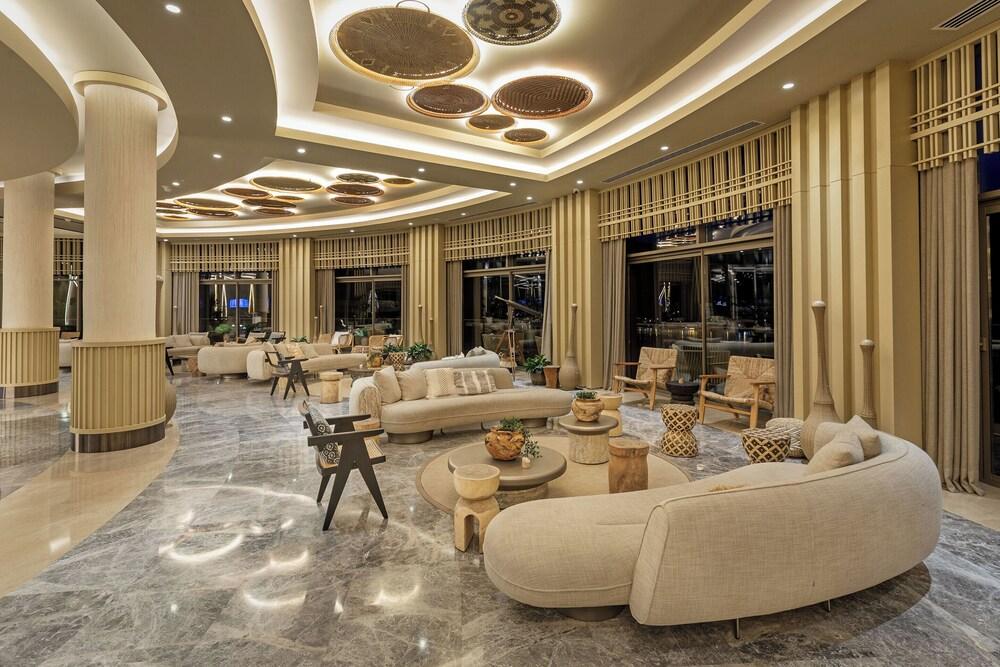 Titanic Luxury Collection Bodrum - Lobby Sitting Area
