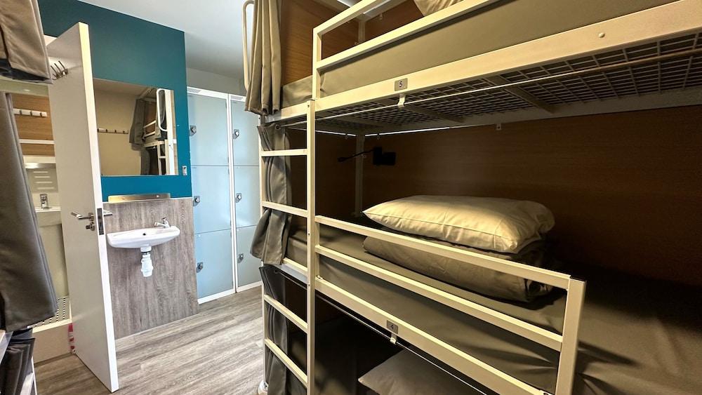 Smart Camden Inn Hostel - Room