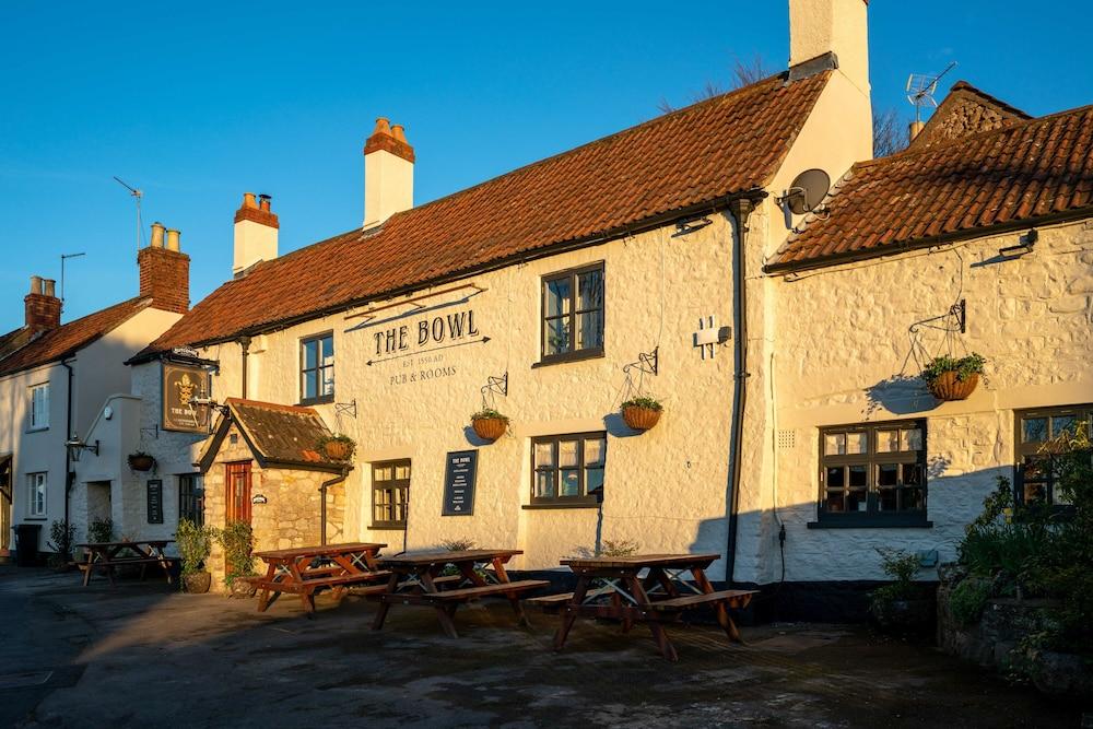 The Bowl Inn - Featured Image