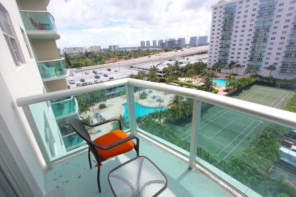 1 Bedroom Bay View Or814 - Featured Image
