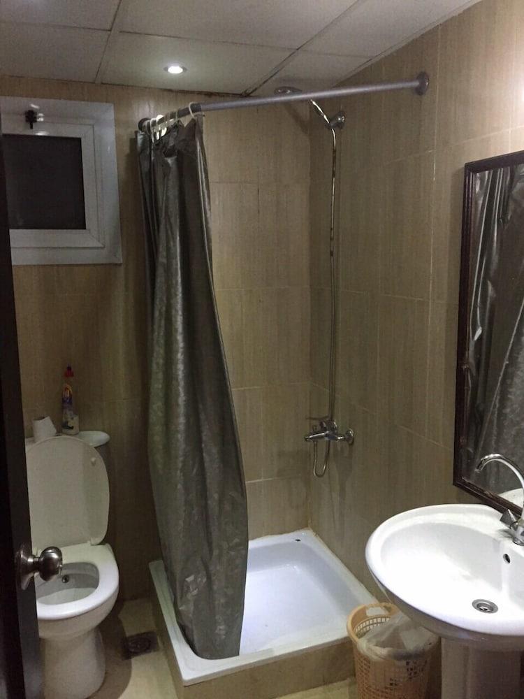 Gold Sharm Residence - Bathroom