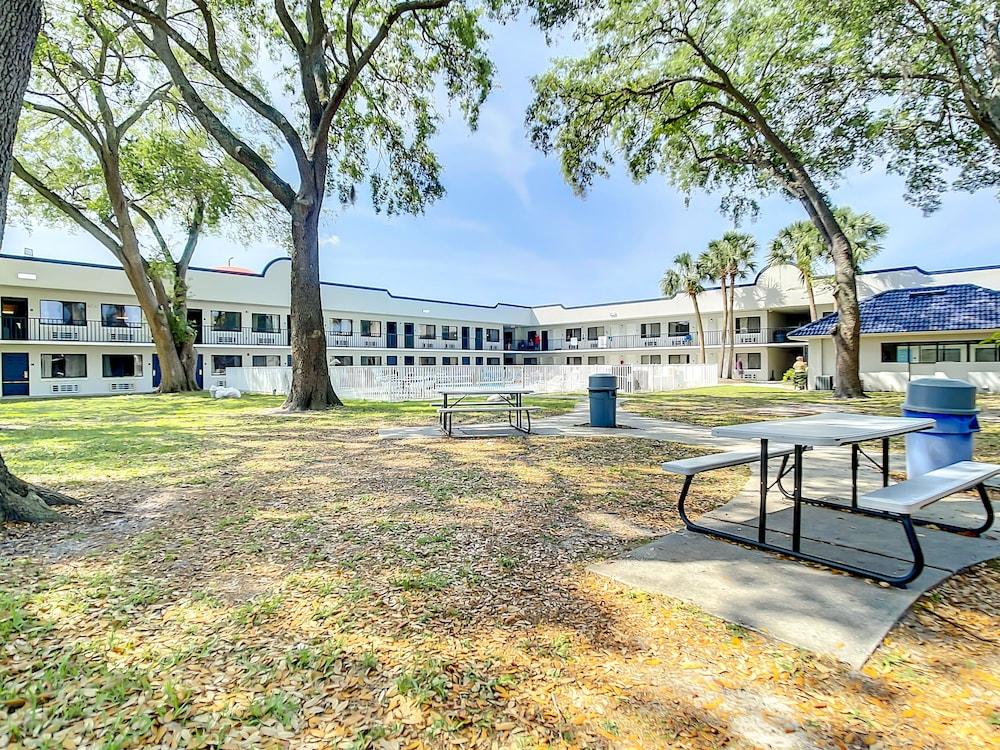 Stayable Kissimmee West - BBQ/Picnic Area